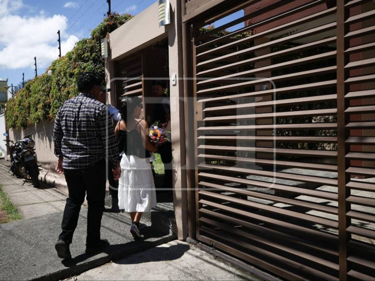 Así se vive el doloroso velorio de víctimas en Quimistán, Santa Barbará