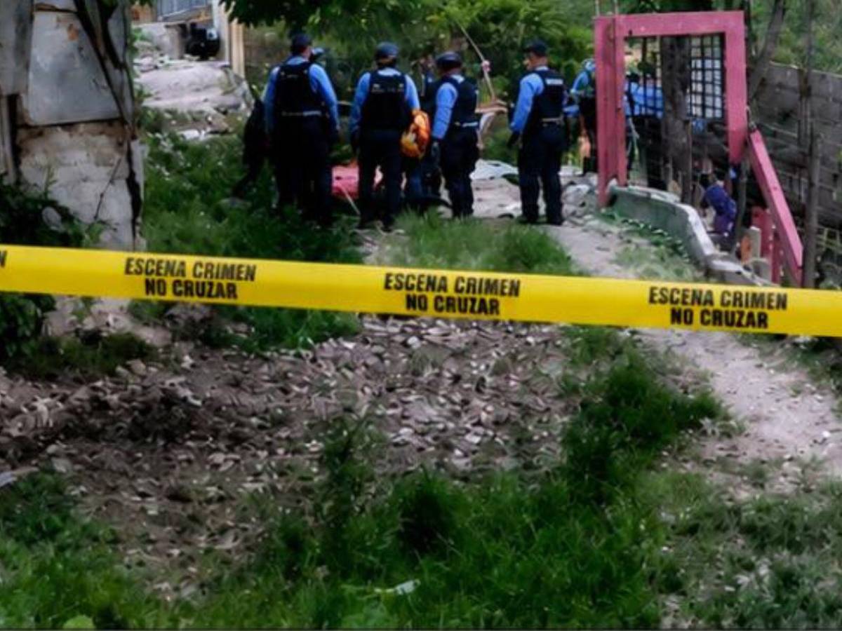 “Mejor me hubieran matado a mí”: madre tras asesinato de sus dos hijos en la Villa Nueva