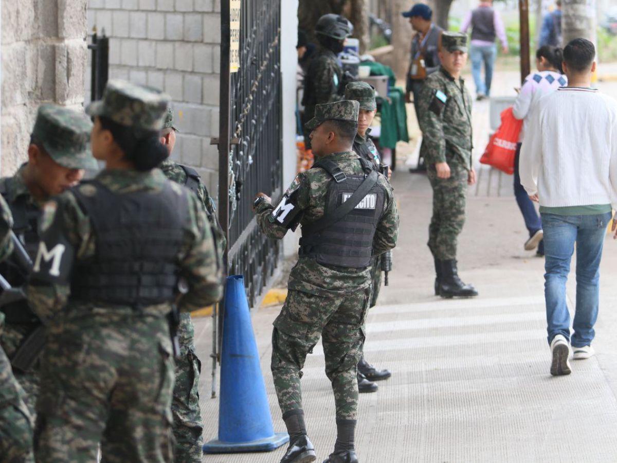 Blindado el CLE en Infop, tras disturbios de colectivos en la madrugada