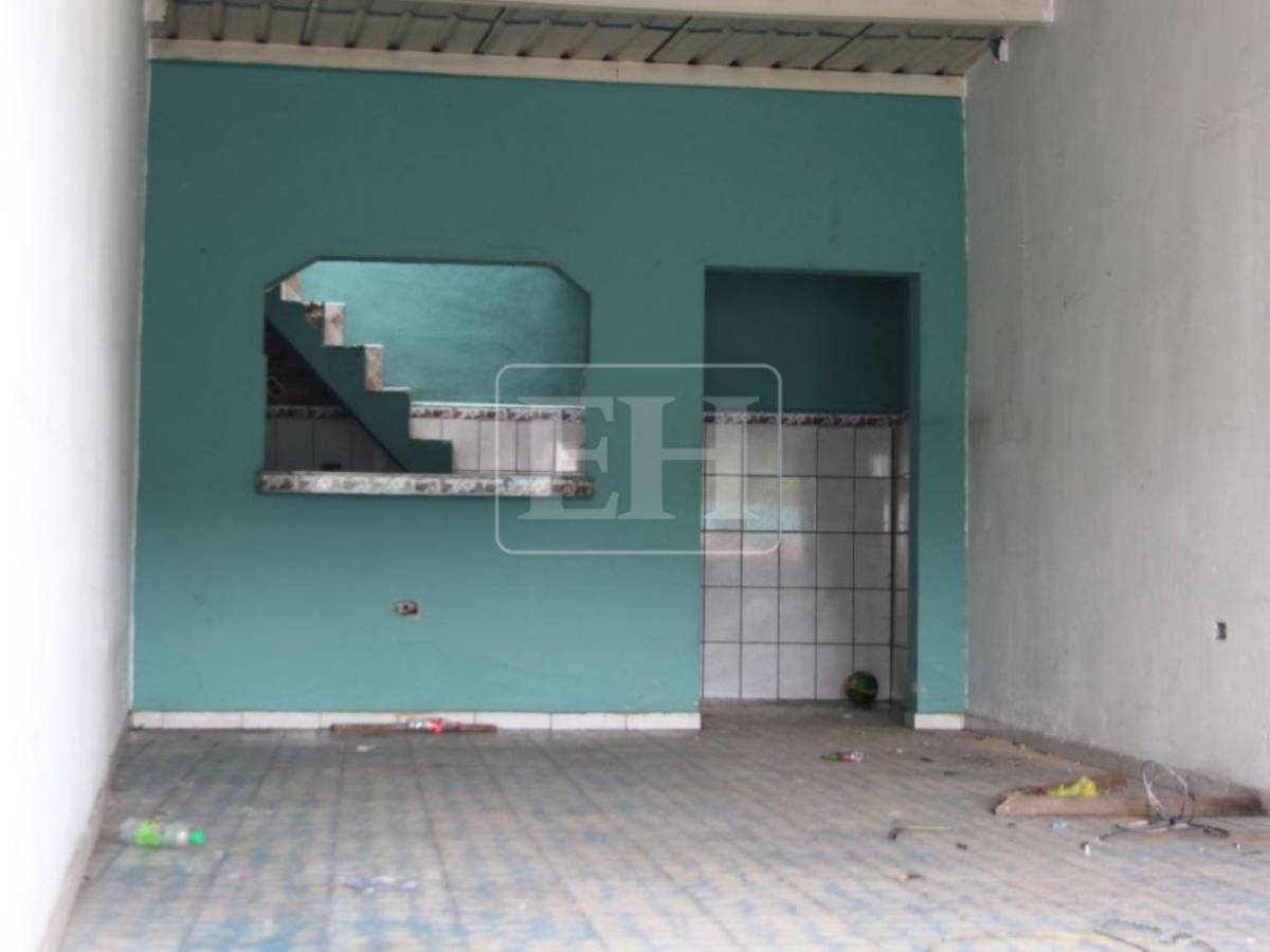 Para construir un tercer carril en la salida al sur: Comienzan con las demoliciones de viviendas