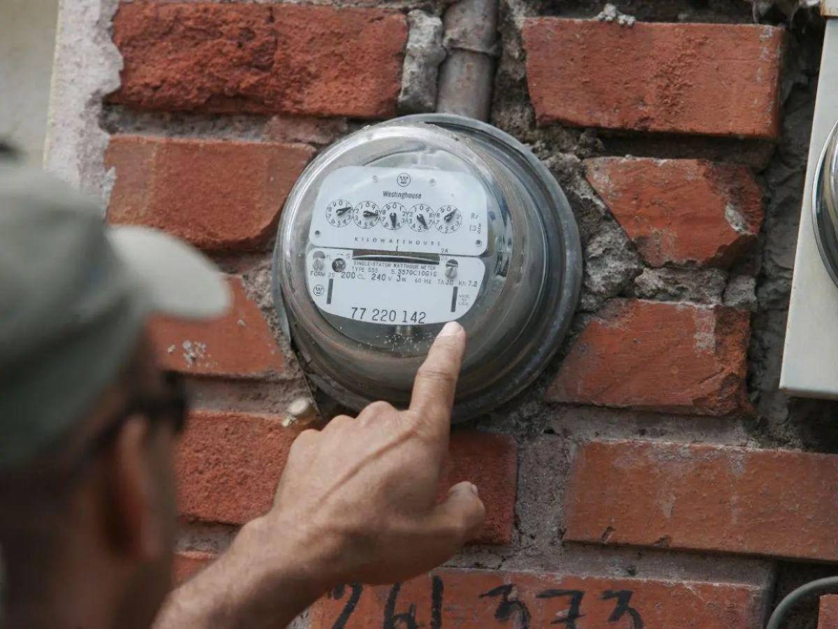 Condonación de deudas, hurto de energía y tarifa congelada: los cambios en la ENEE tras nueva ley