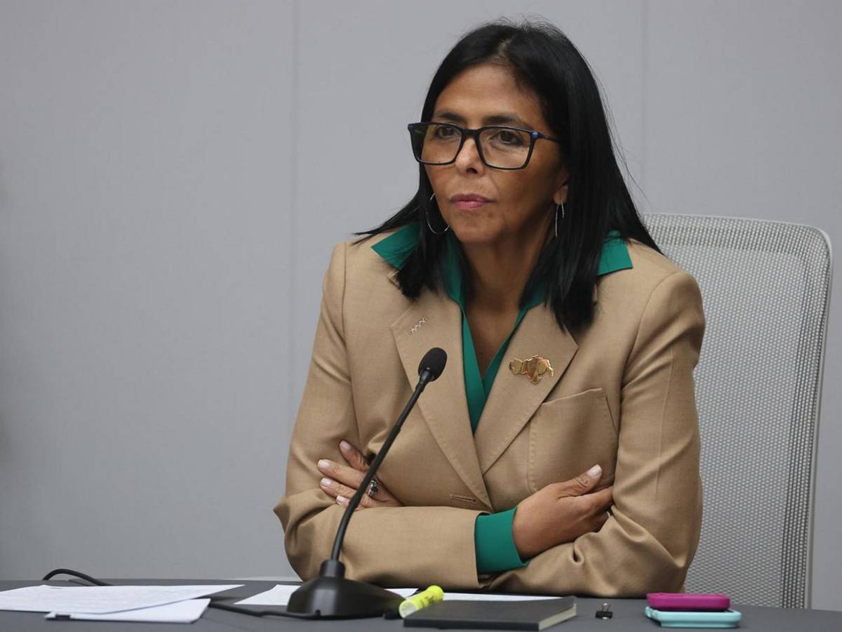 La caída de Vladimir Padrino López, militar más leal e incondicional de Nicolás Maduro