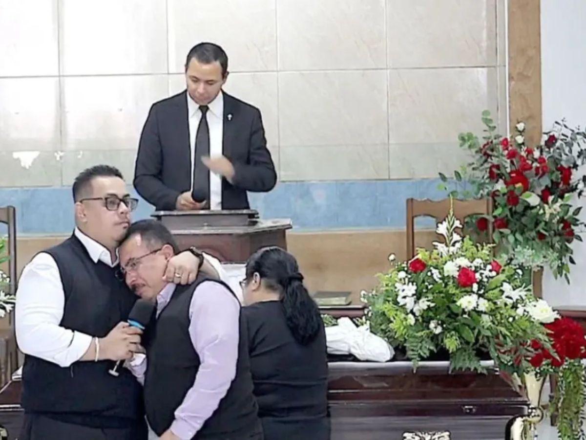 Es un dolor grande, incomparable: padre de Luis Oseguera, joven que murió en hotel de Tatumbla