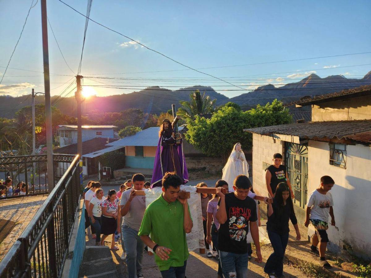 La Ceiba se llena de agradecimiento al recordar el regalo de salvación de Jesús