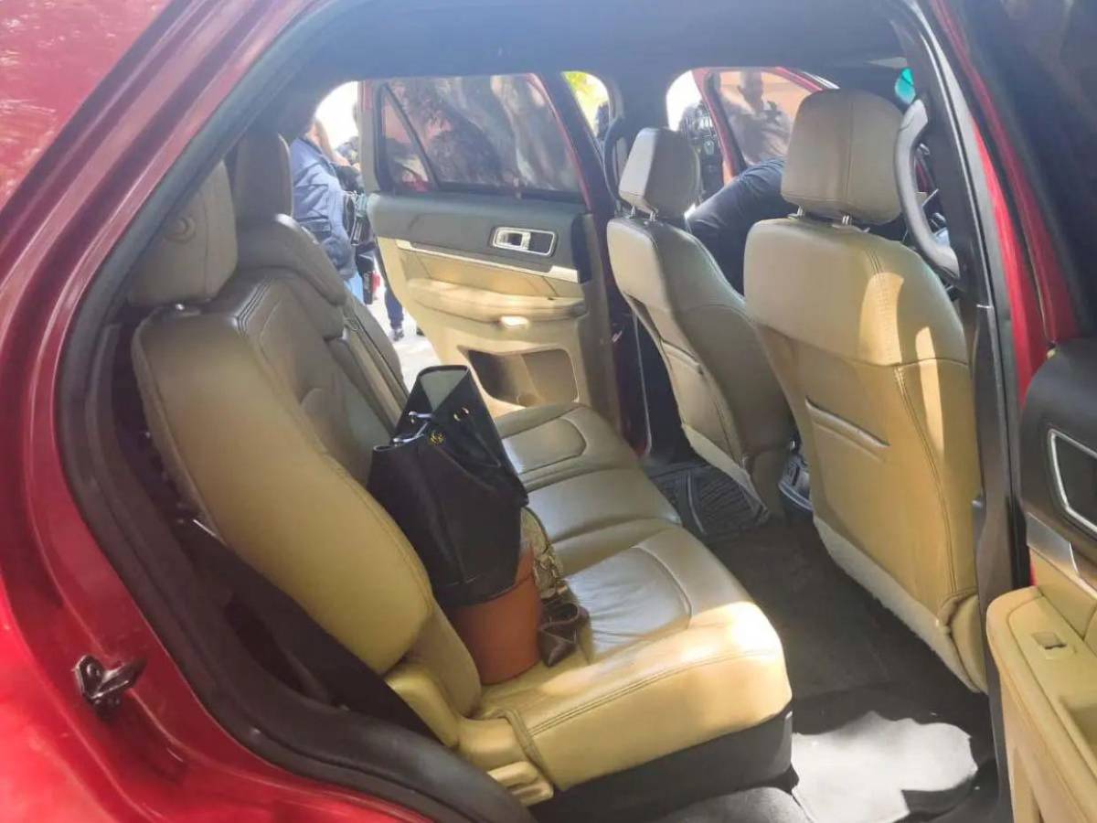 Camioneta de lujo, dólares y 154 paquetes de droga: lo decomisado a Angie Mejía y su madre en Choluteca