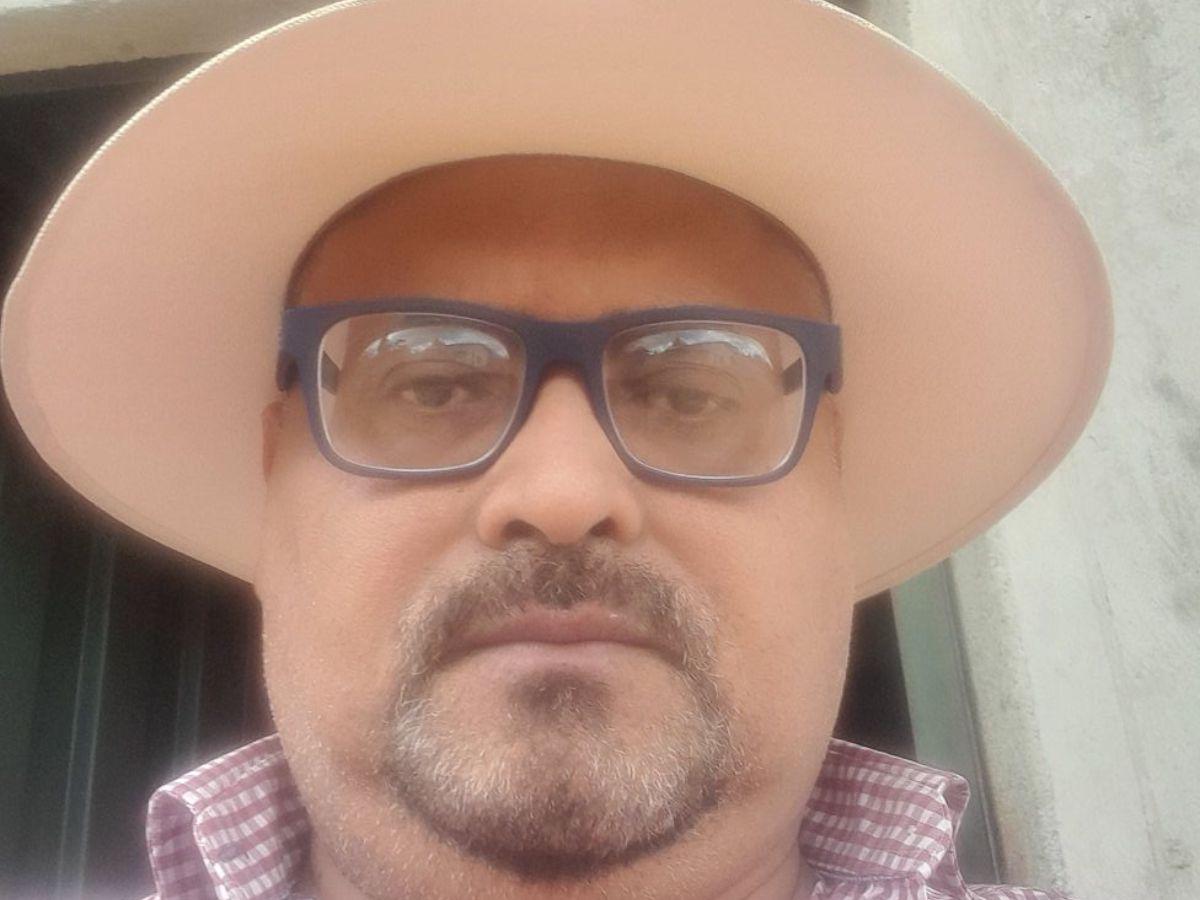 Bayron Banegas, el diputado de Libre que propone ponerle cintas reflectivas a las vacas