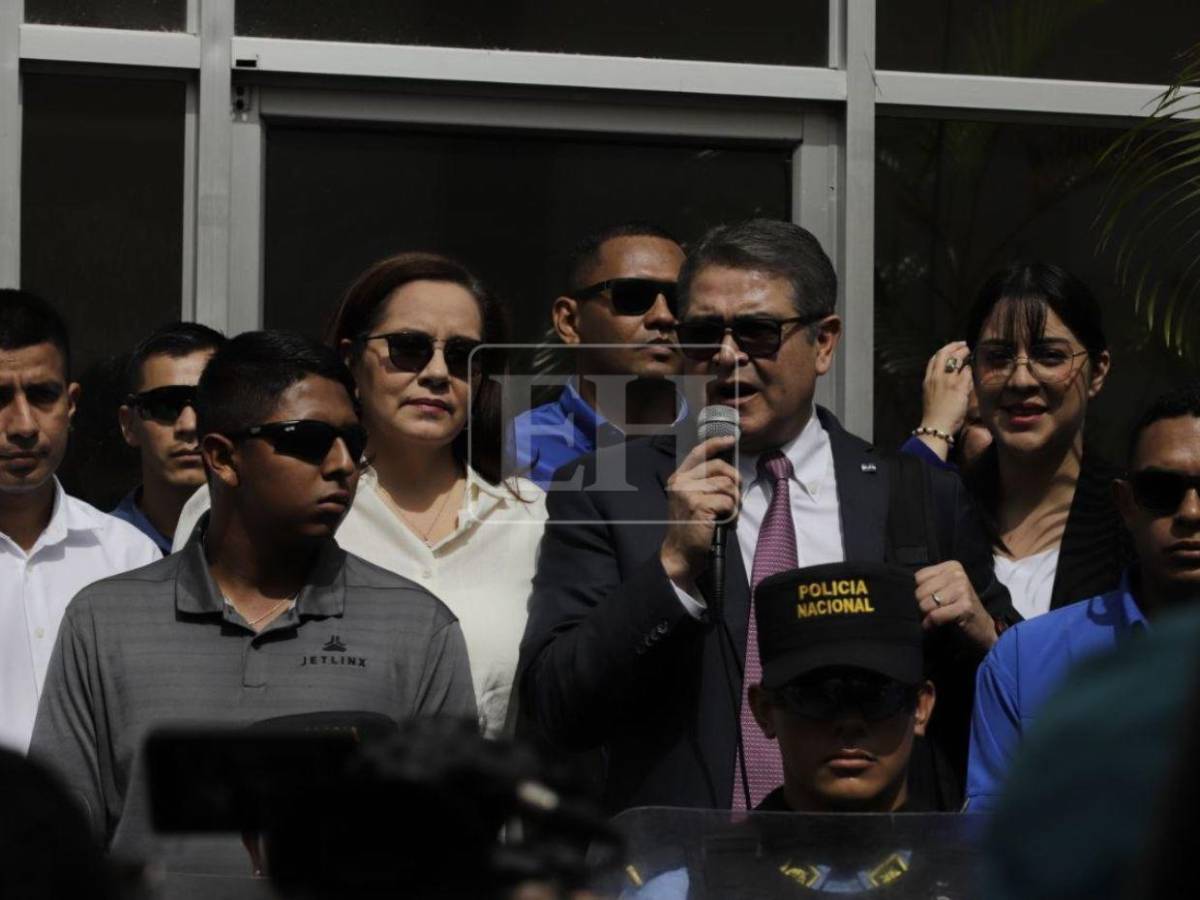 ¿Por qué fue sobreseído JOH, acusado de fraude y lavado de activos?