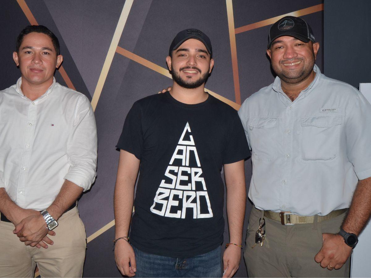 Mario Gutierrez, Daniel Aguilera y Javier Soto.