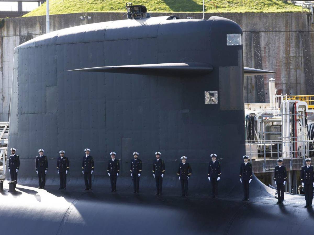 Francia fortalece su arsenal atómico y consolida su poder en Europa