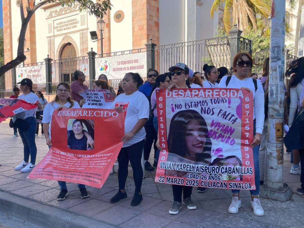 Dan último adiós a Vivian Karely Aispuro, joven hallada muerta en Culiacán Dan último adiós a Vivian Karely Aispuro, joven hallada muerta en Culiacán