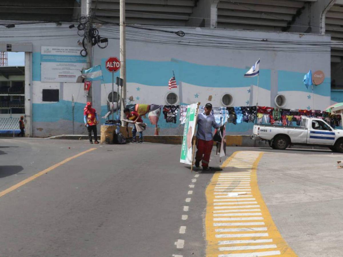 Cárteles de políticos ya están siendo retirados de las calles de la capital