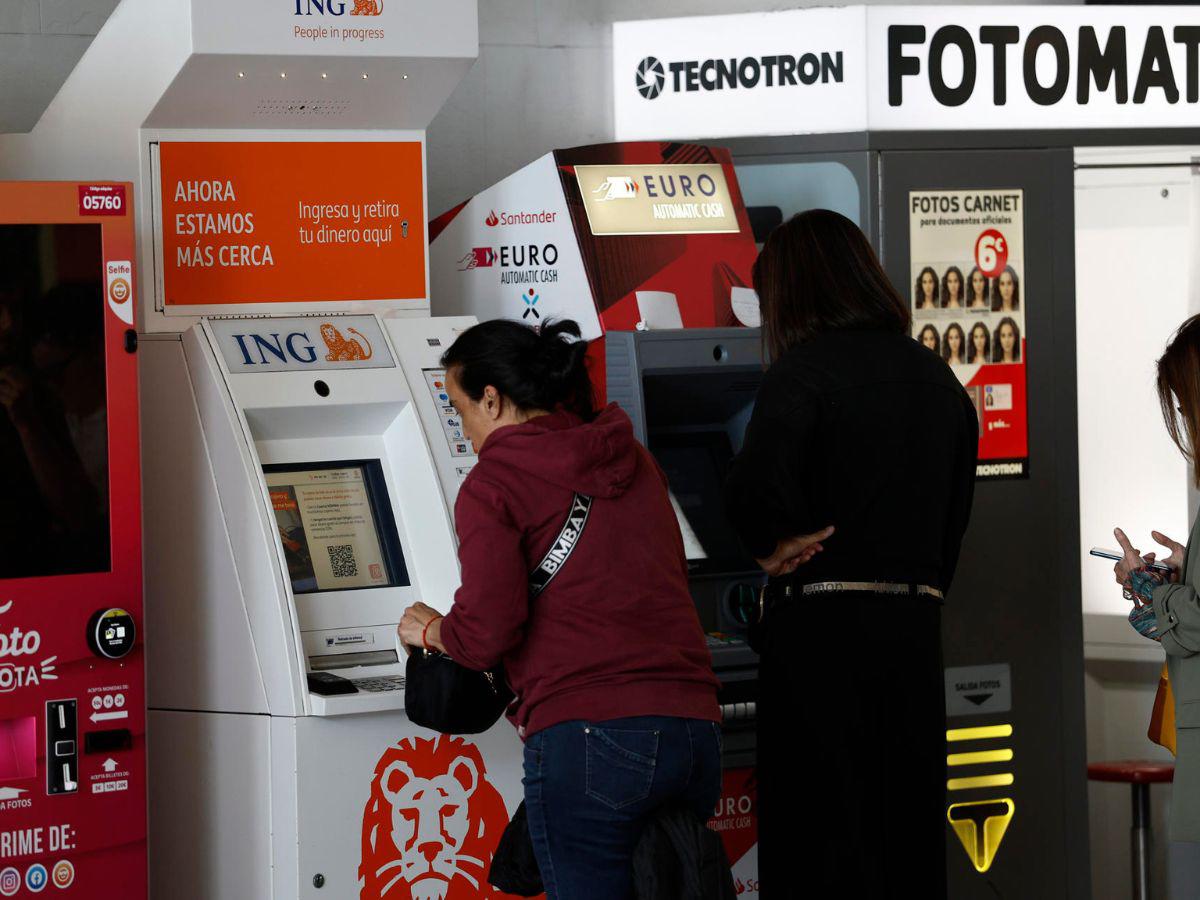 Caos e incertidumbre en las calles de España ante apagón eléctrico: ¿Cómo está afectando?