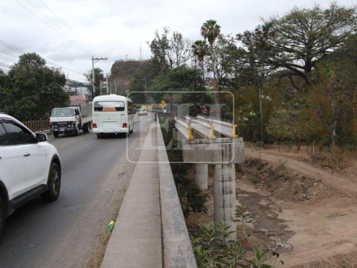 Avanza ampliación del puente Germania: instalan vías del libramiento en la zona sur
