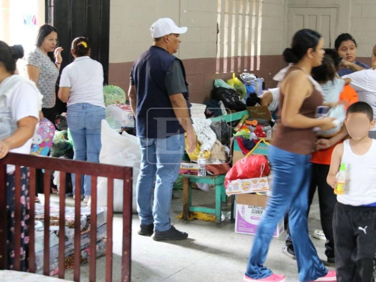 Damnificados de la Villa Unión se refugian en albergue tras deslizamientos