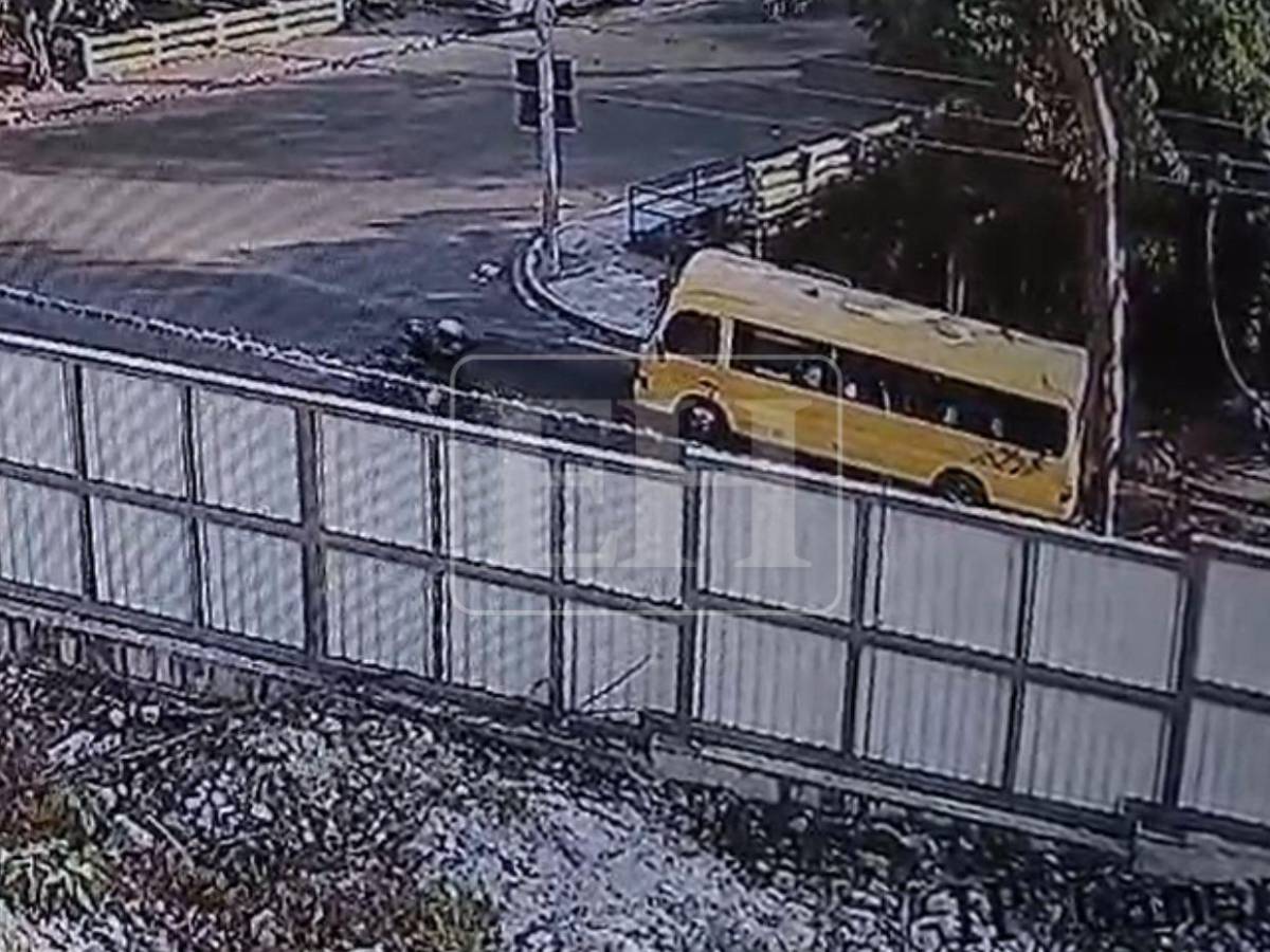 CUADRO A CUADRO: así fue el ataque a conductor de bus en Los Robles
