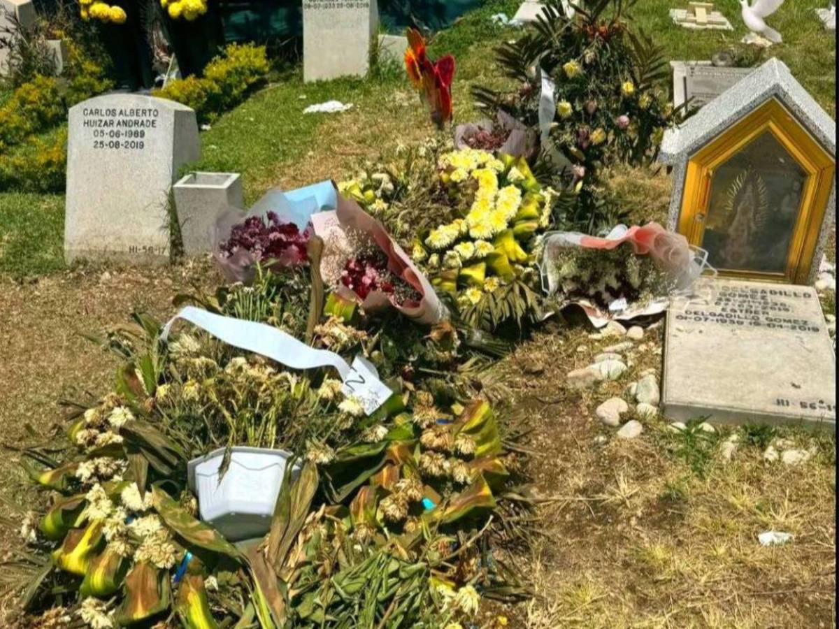 Presunto hermano de Valeria Márquez comparte emotivo altar, tras días de su muerte