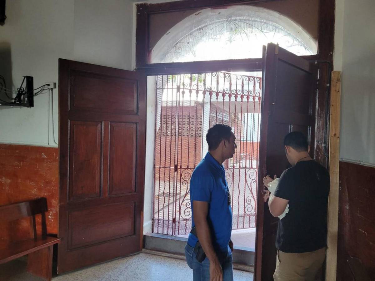 Entran a robar en parroquia de Juticalpa, pero no se llevan nada ¿Qué buscaban?