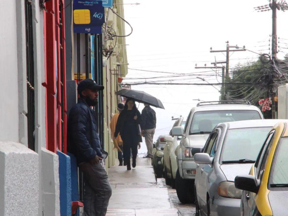 Ingresará una vaguada y una onda tropical esta semana en Honduras: ¿Qué zonas serán las afectadas?