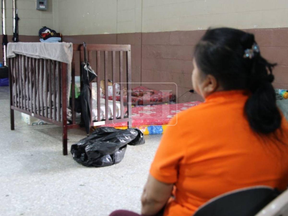 A una semana del desastre, damnificados de Villa Unión siguen sin regresar a sus hogares
