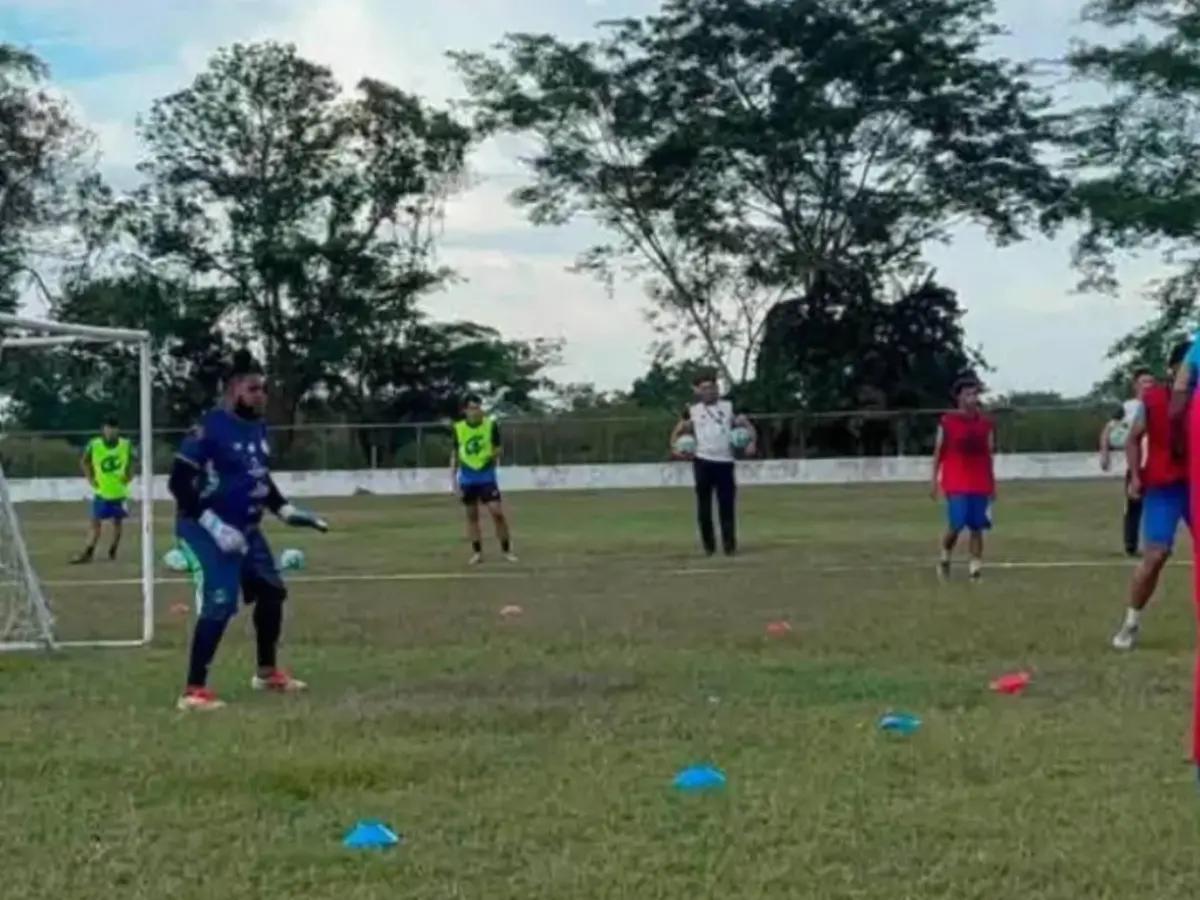 Duro golpe para 'La More': Se revela la verdad sobre fichaje con el equipo Choloma
