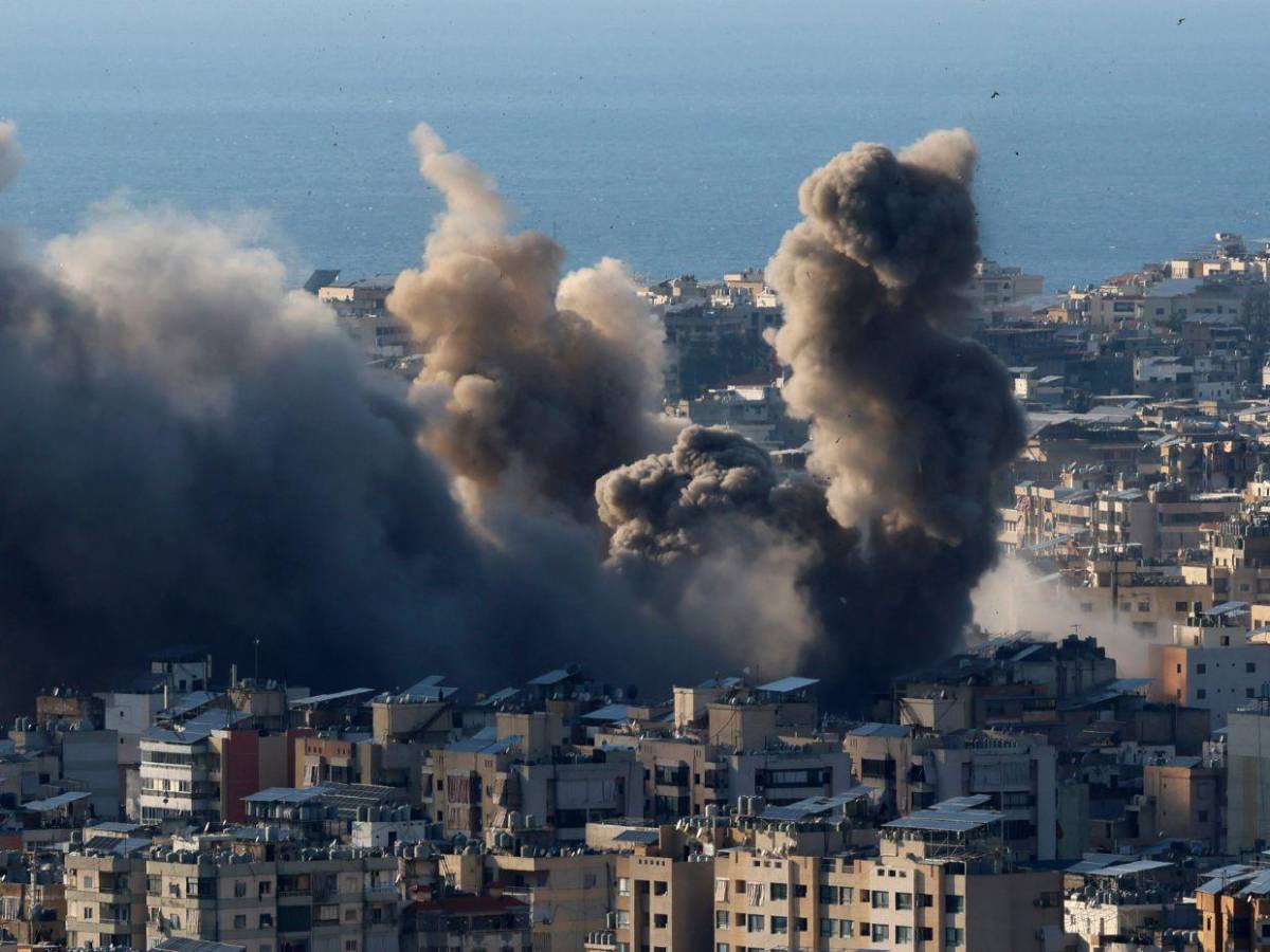 EN FOTOS: estela de muerte y caos en Israel tras la respuesta de Irán