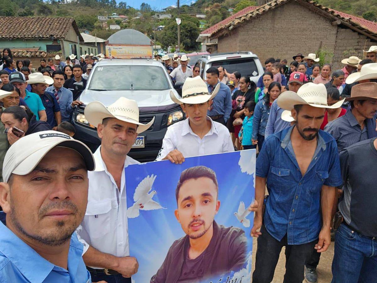 Último adiós a Dany Molina, hijo de un alcalde, hallado muerto dentro de una casa en Lempira