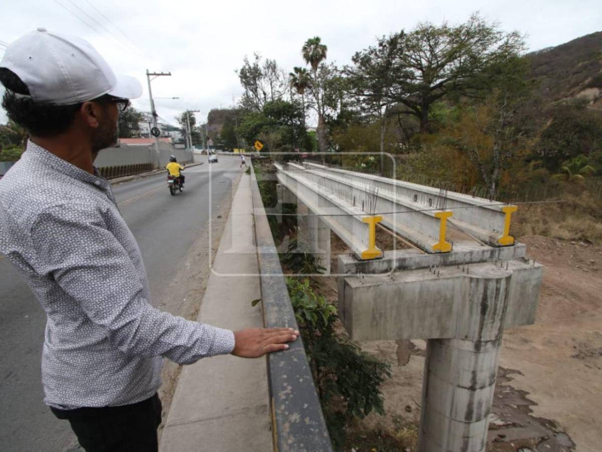 Avanza ampliación del puente Germania: instalan vías del libramiento en la zona sur