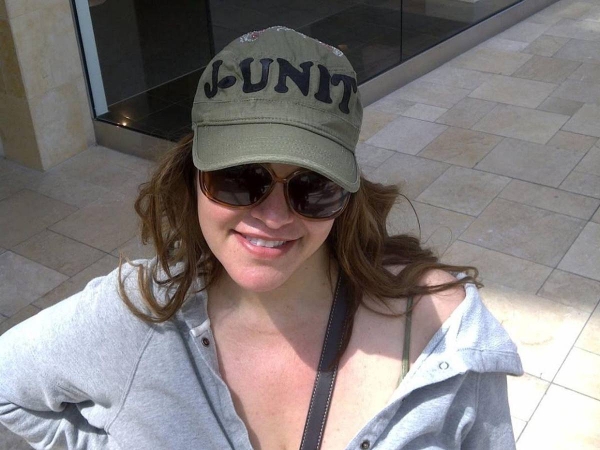 Lupillo Rivera revela imágenes con los restos de Jenni Rivera y cuestiona la versión sobre su muerte