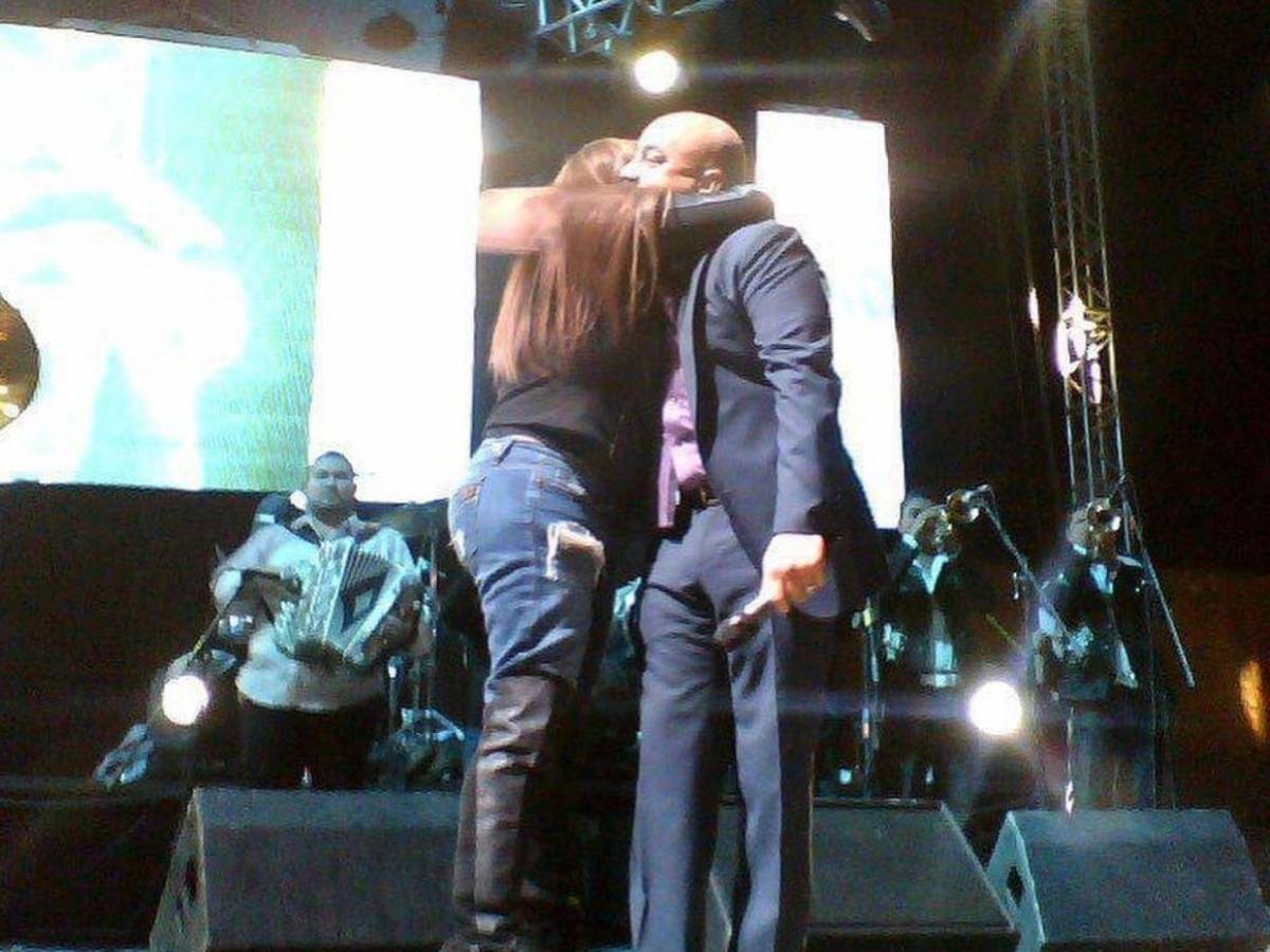 Lupillo Rivera revela imágenes con los restos de Jenni Rivera y cuestiona la versión sobre su muerte