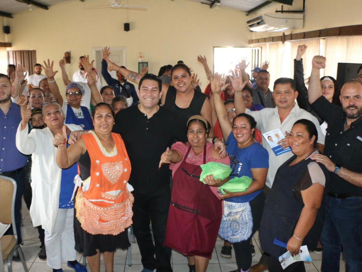 Juan Diego Zelaya recorre barrios y mercados para presentar su plan de acción en la capital
