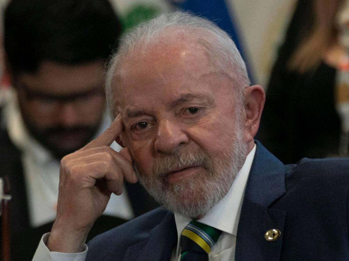 Entre secreteo y aburrimiento: los momentos y gestos incómodos en la Cumbre de la Celac