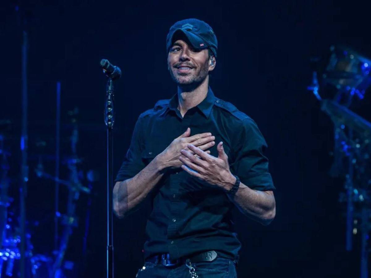 Mujer casi deja a su esposo por enamorarse de un falso Enrique Iglesias