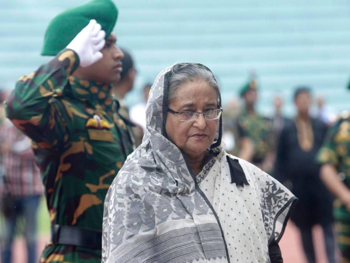 ¿Quién es Sheikh Hasina, la exprimera ministra de Bangladés condenada a muerte?