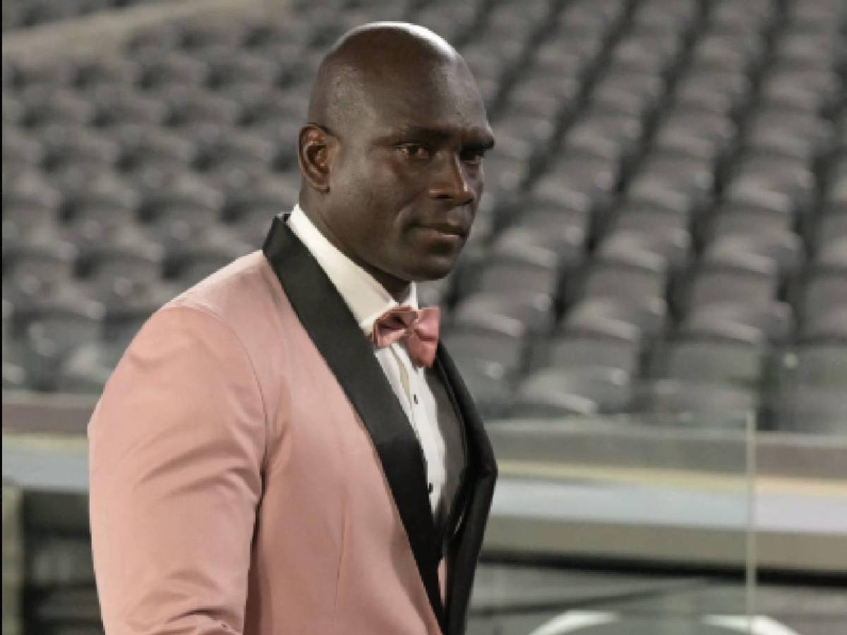 Los looks más icónicos de Segundo Castillo, DT del Barcelona de Ecuador