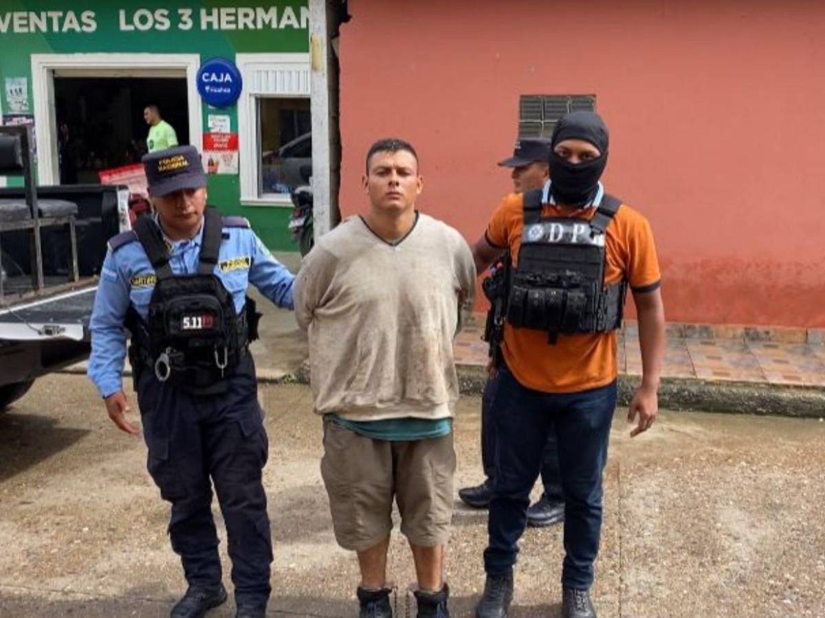 ¿De qué delitos acusarán a Joel Zelaya, hombre que mató a sus padres y sobrino?