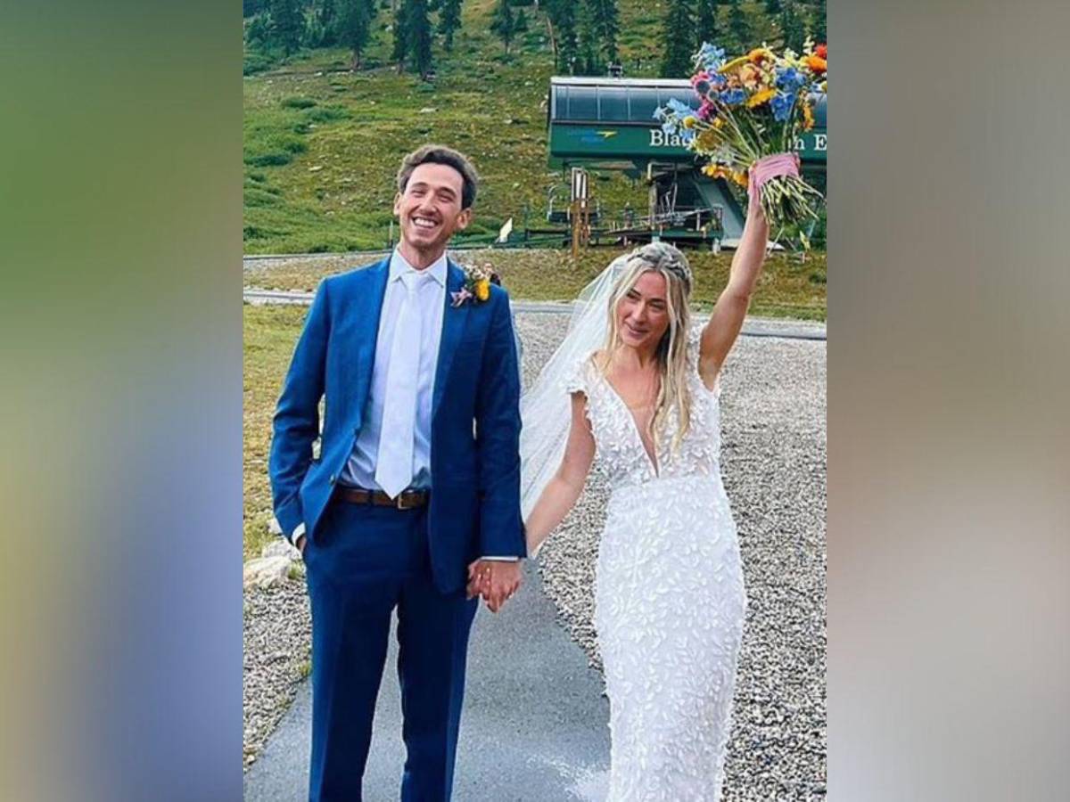 Turista muere alcanzado por rayo en playa de Florida durante luna de miel