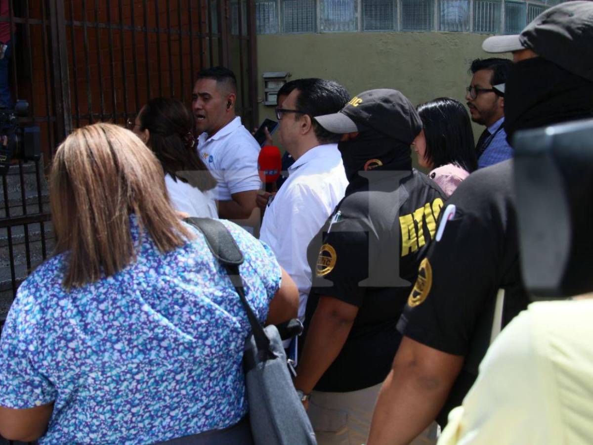 De forma exprés llega la ATIC al CNE a decomisar documentos tras orden de Johel Zelaya