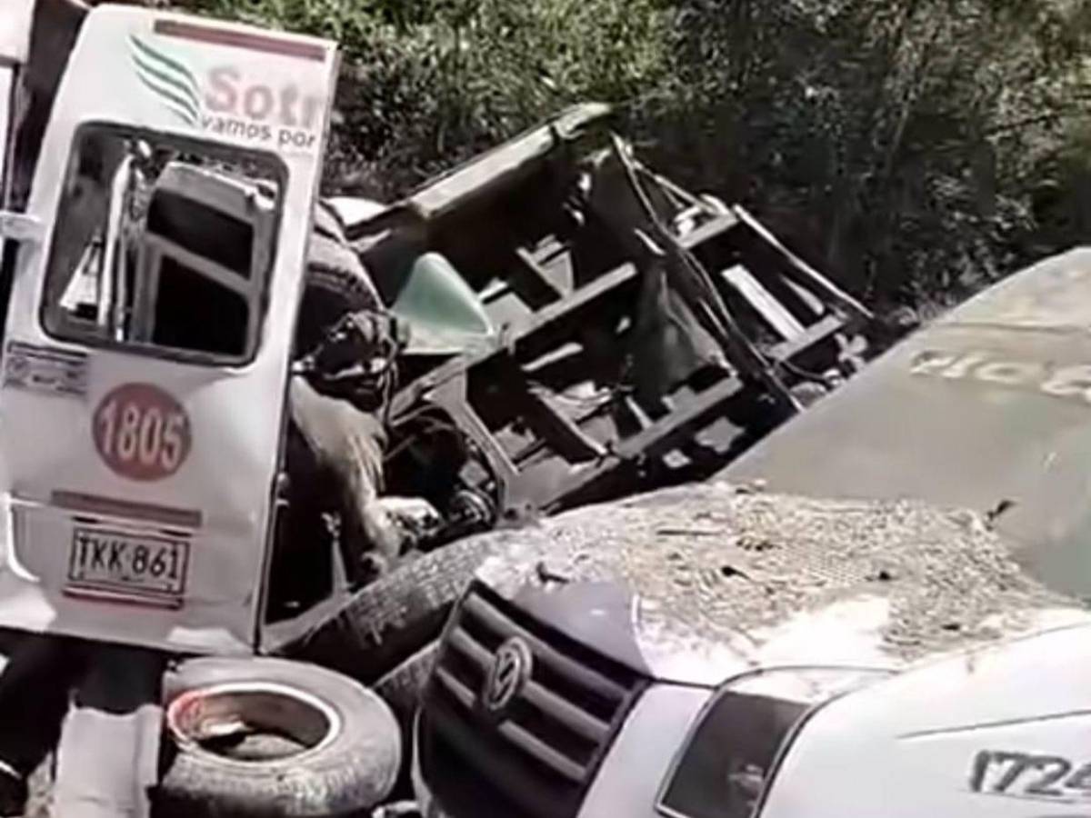 Al menos siete muertos y 17 heridos por ataque terrorista en Vía Panamericana en Colombia