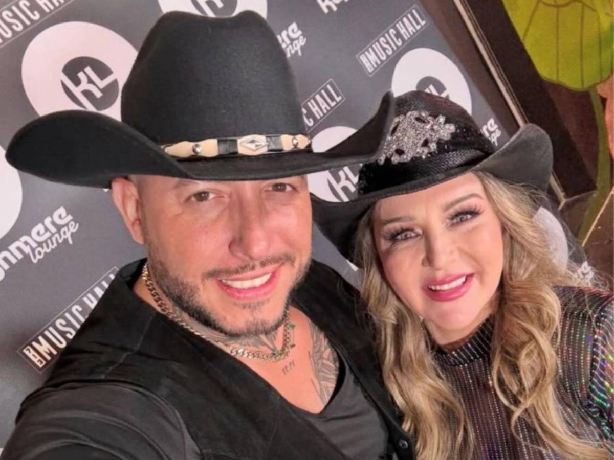 ¿Quién es el nuevo amor de Alicia Villarreal? La cantante presenta a su pareja