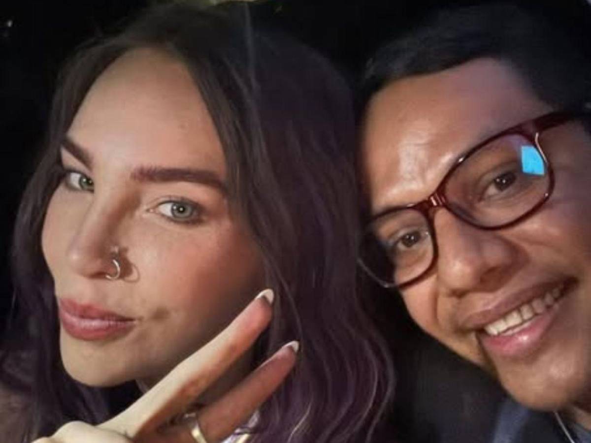 Belinda estrena look y la comparan con Ángela Aguilar, ¿le copió? Belinda estrena look y la comparan con Ángela Aguilar, ¿le copió?