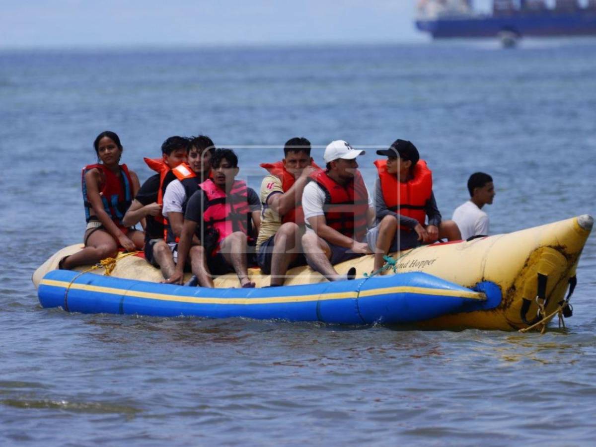 Turismo y diversión: Playas de Puerto Cortés se llenan de vida en Semana Santa