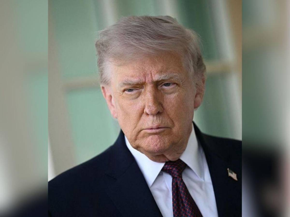 Con el rostro de Trump: así lucirá  la nueva edición del pasaporte de EE UU a partir del 8 de agosto