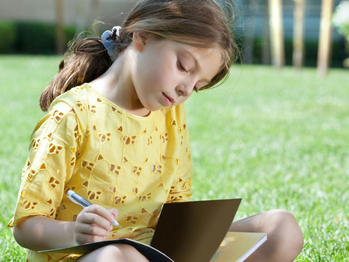 No se trata solo de una práctica recomendable; repasar es esencial para el crecimiento y el éxito académico de los niños.