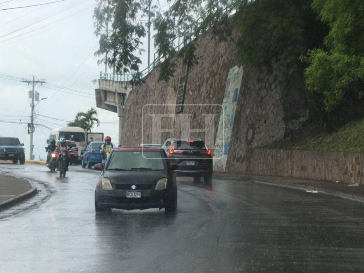 Hasta 80 milímetros de lluvia este domingo: estos departamentos serán afectados por la vaguada