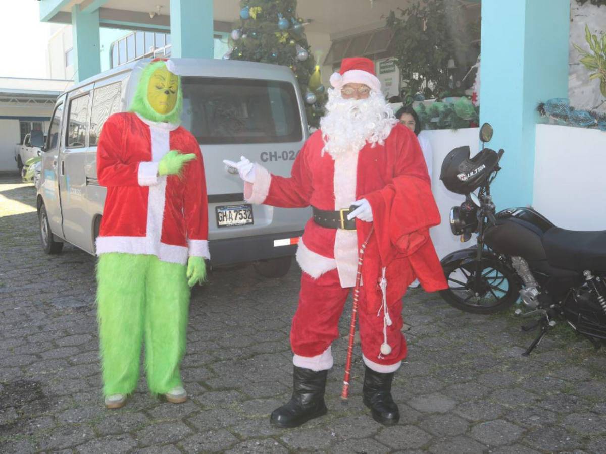 Niños llenan de ilusión Correos de Honduras con las tradicionales Cartas a Santa