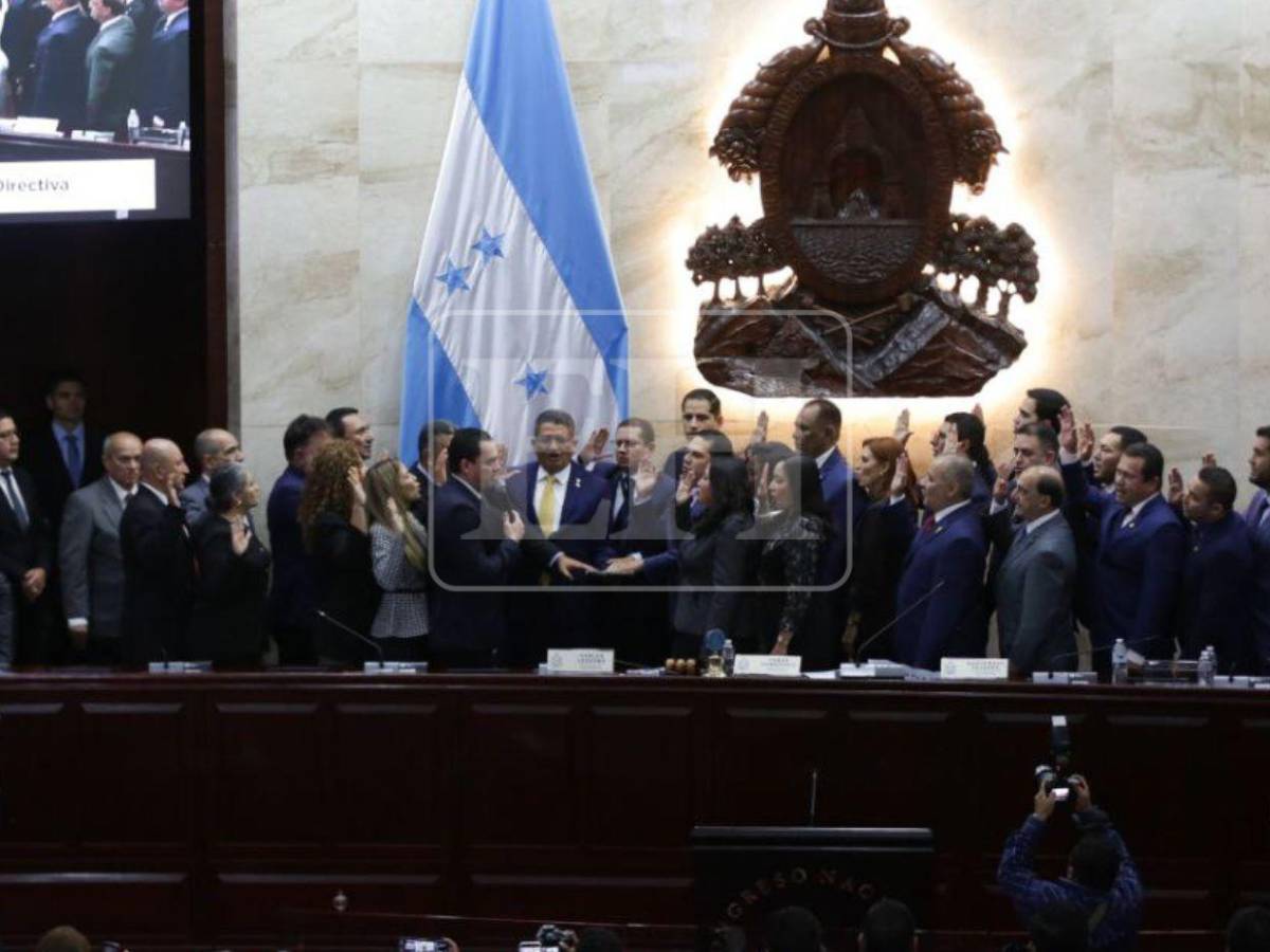 En imágenes: así fue juramentada la nueva Junta Directiva del Congreso Nacional​​​​​