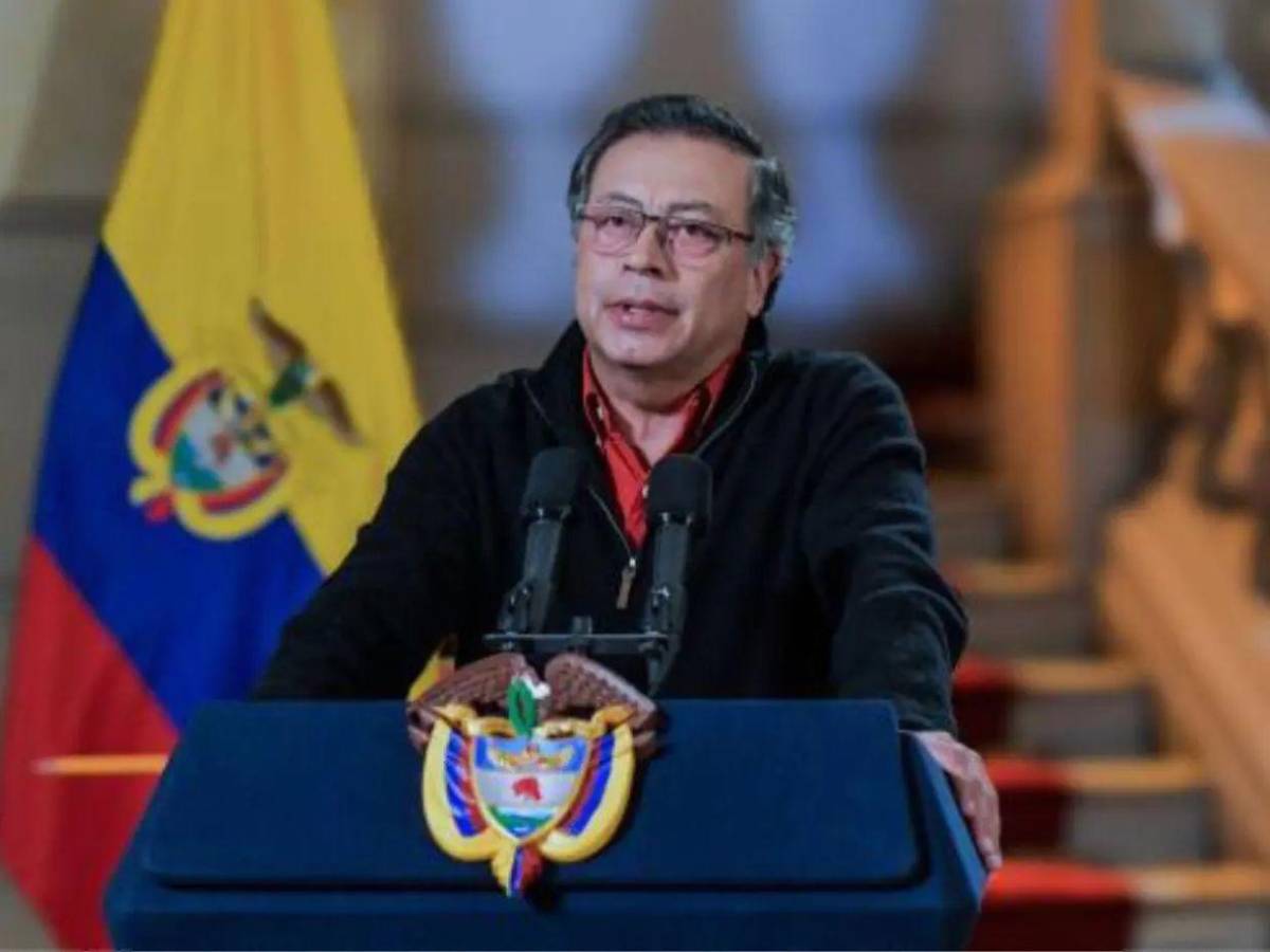 Piden investigar supuesto contacto entre Gobierno colombiano y Papá Pitufo