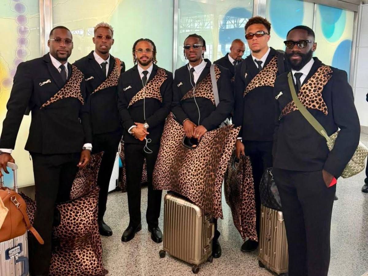 Los jugadores de República del Congo deslumbraron al llegar al Mundial 2026 con estilo felino