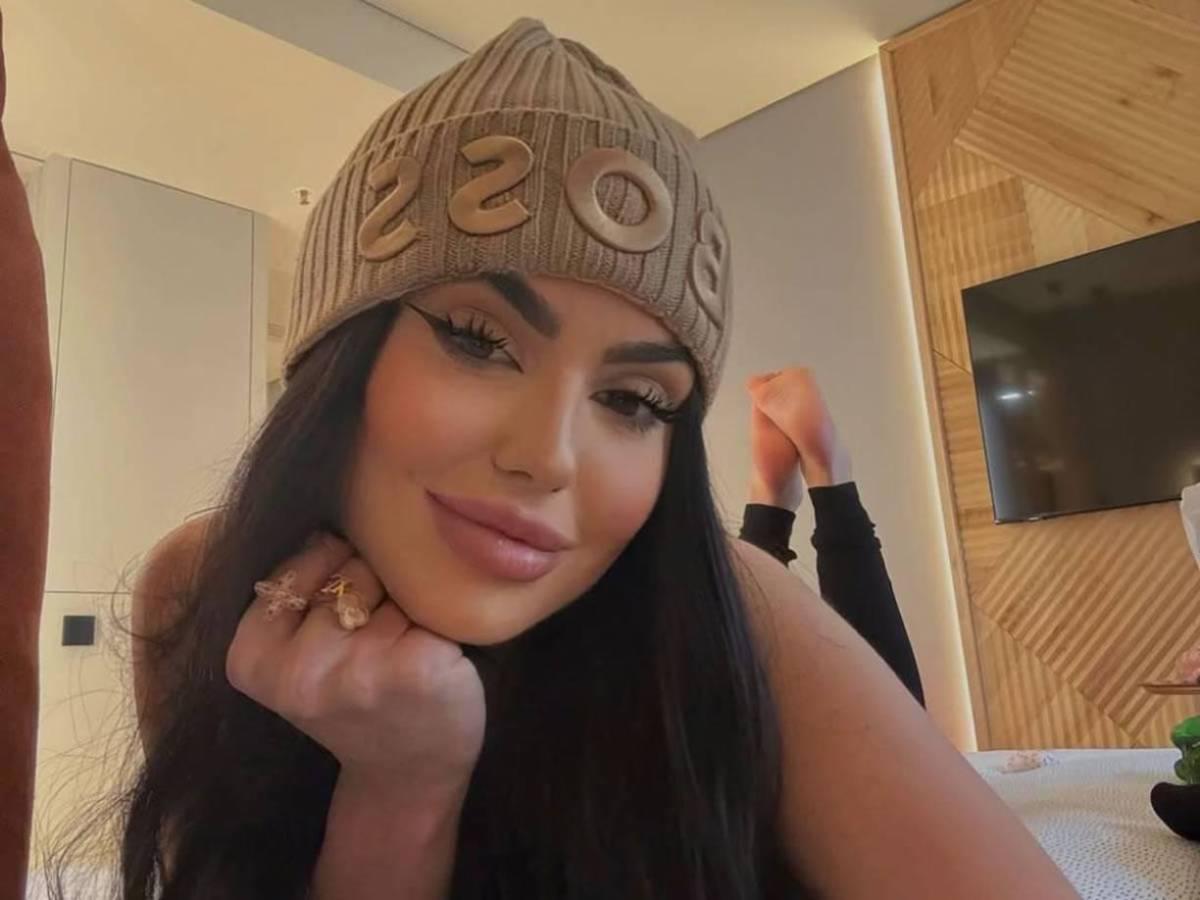 Esposa de jugador del Barcelona sorprende al anunciar que se separa tras un año de matrimonio