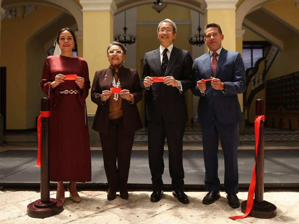 Exposición de muñecas  japonesas en Tegucigalpa